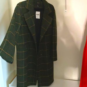Dark green fall/winter outerwear coat